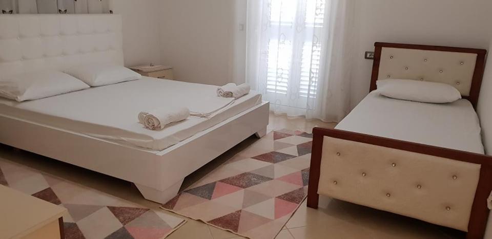 Guesthouse Anila Divjake Exterior foto
