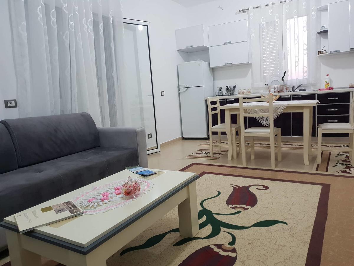 Guesthouse Anila Divjake Exterior foto